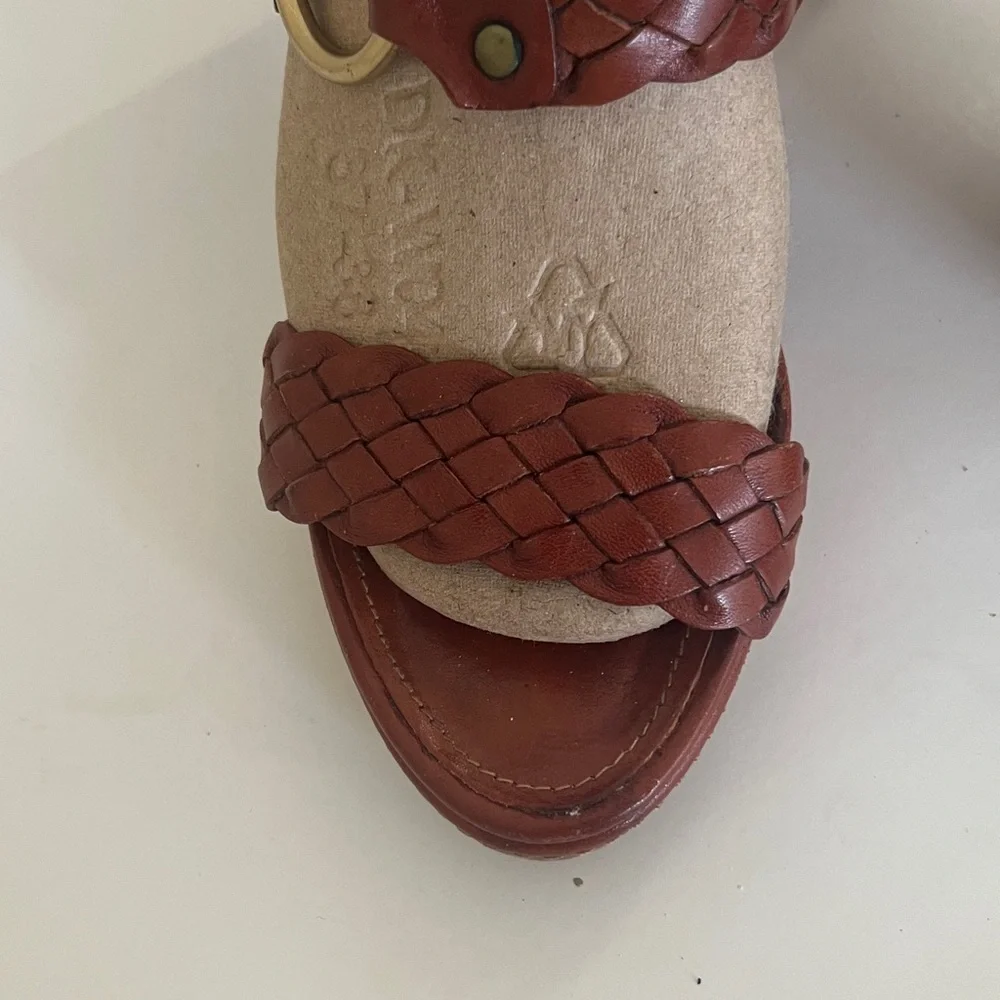 Coach Phebe Tan Vachetta woven Leather. Size 7 1/2 Used excellent condition - Picture 4 of 12